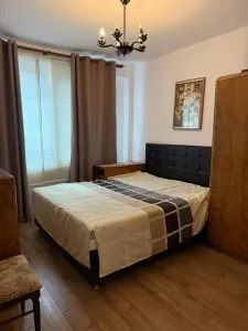3 camere Astra-Orizont,mobilat,insorit,133000 Euro - Brasov