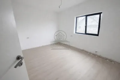 Casa 3 camere Horpaz Iasi FINALIZATA ! posibilitate 700 mp - foto 4