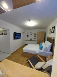 Garsoniera Astra , bloc apartamente,lux,85000 Euro - Brasov