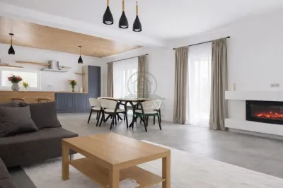 Casa de vanzare Suceava + 710 mp teren - foto 6