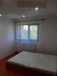 Garsonieara Craiter , renovata ,mobilata,58500 Euro - Brasov