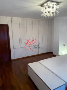 Inchiriere apartament 3 camere, lux, Laguna residence - foto 20