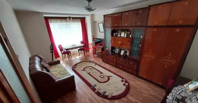 Vanzare Apartament 4 Camere Delfinului - Bucuresti
