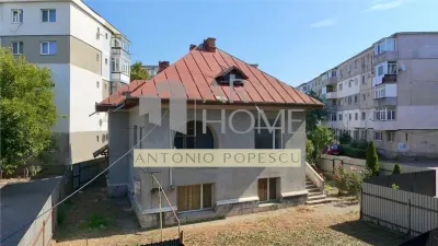 Vanzare casa D+P+M in Urlati, zona centrala. - Urlati