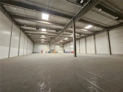 Spatiu Industrial - 3300 mp - Logistica - Productie - Depozitare - Distributie - Feldioara