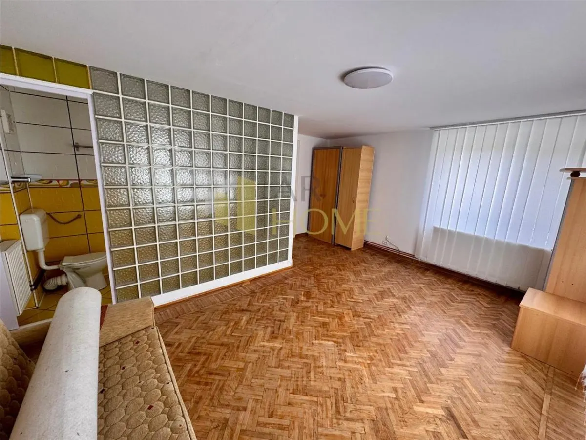 Casa 3 camere pentru activitati comerciale sau cazare muncitori, Ploiesti, zona centrala. - foto 6