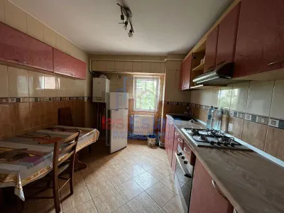 Apartament 3 camere Nicolina - foto 1
