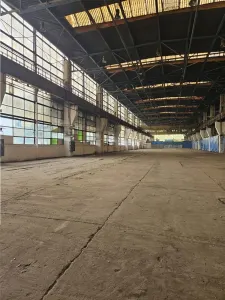 Spatiu Industrial - 3100 mp - Productie - Depozitare - Distributie - foto 2
