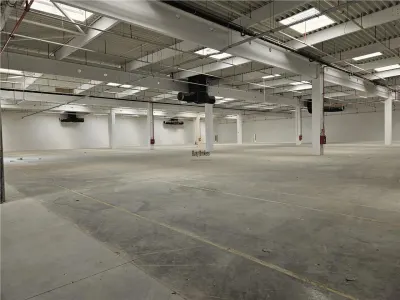 Spatiu Industrial - 3000 mp - Logistica - Productie - Depozitare - Distributie - foto 4