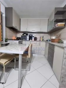 Apartament 4 camere Nicolina - foto 6