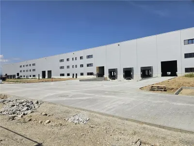 Spatiu Industrial - 5300 mp - Productie - Depozitare - Logistica - Distributie - foto 8