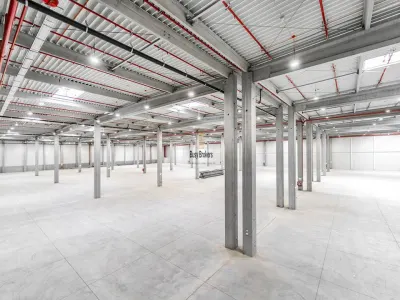Spatii Industriale - 8000 mp - Logistica - Productie - Depozitare - Sibiu