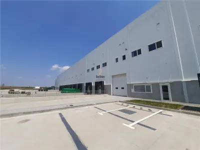 Spatiu Industrial - 5000 mp - Logistica - Productie - Depozitare - Distributie - foto 7