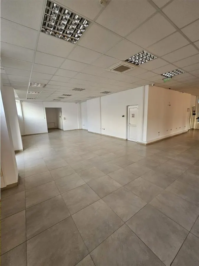 Cladire Birouri - 900 mp - Piata Cibin - Clinica Medicala - IT - Servicii - foto 10