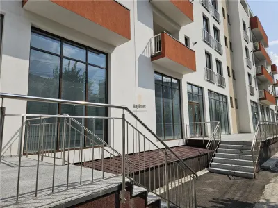 Spatiu Comercial - 200 mp - Balanta - Clinica Medicala - Showroom - Comert - Servicii - Sibiu