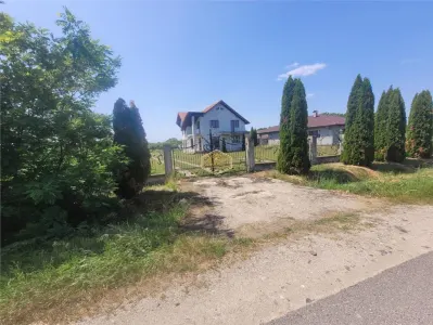 Casa cu 5 camere in Bercu Nou | Teren 1.500 mp - Drum Principal - foto 4