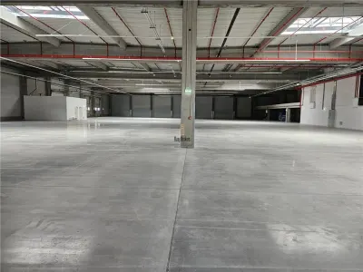 Spatiu Industrial - 2300 mp - Productie - Depozitare - foto 4