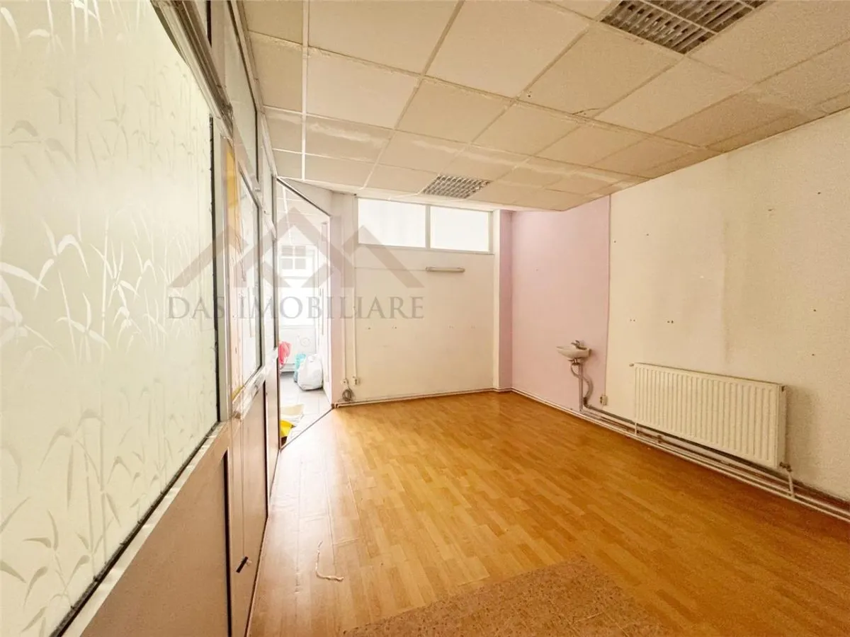 Spatiu comercial, zona RFN - foto 4
