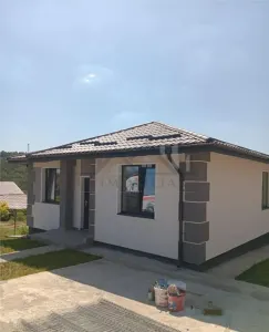 Valea Adanca Casa parter 4cam Su 104mp teren440mp beci Te muti imediat - foto 10