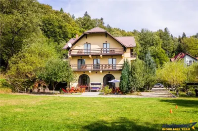FILM! Complex turistic apreciabil, pe 2.000 mp teren in Cheile Rasnoavei, Brasov - foto 15