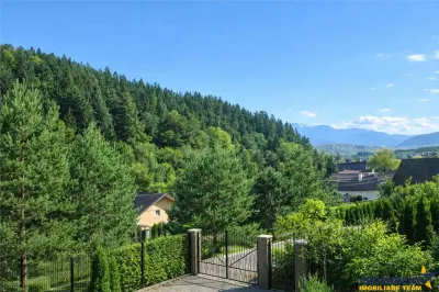 Vila distincta, panorama urbana, amplasare de top, Zarnesti, Brasov - foto 15