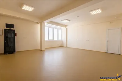 Edificiu cu acces facil, componenta si dotari apreciabile, Calea Bucuresti, Brasov - foto 4