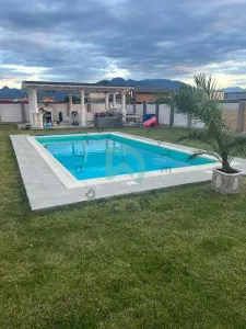 Casa spatioasa , intrare Izvor, Brasov - Tarlungeni