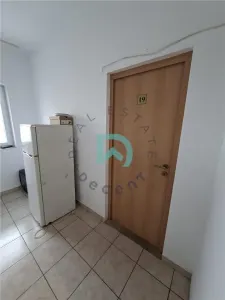 Imobil de închiriat – 18 camere | Ideal pentru muncitori, pensiune sau activități comerciale - foto 24