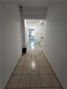 Imobil de închiriat – 18 camere | Ideal pentru muncitori, pensiune sau activități comerciale - foto 25