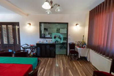 Vila 6 camere, Timisul de Sus. - foto 17
