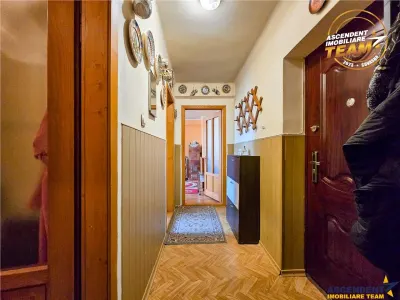 Decomandat apartament cu 2 camere, Lenin, Sfantu Gheorghe - foto 8