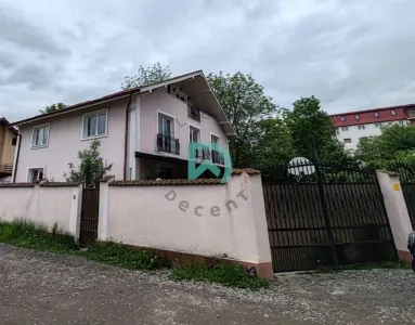 Vanzare casa individuala, 306 mp, zona Tractorul, Brasov - Brasov