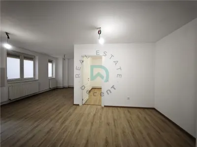 Apartament zona Brasovului Vechi - foto 3