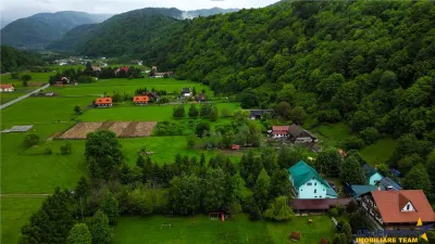 In cartea de povesti a Pietrei Craiului, ansamblul turistic functional,Plaiul Foii - foto 25