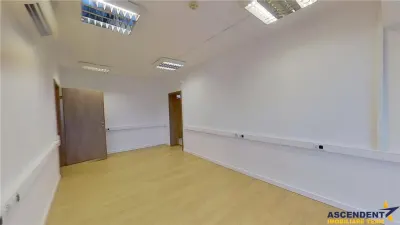 Spatiu birouri, renovat, Centrul Civic, Brasov. - foto 3