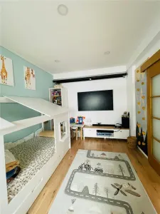 VANZARE APARTAMENT 3 CAMERE COSMOPOLIS  STEFANESTII DE JOS - foto 3