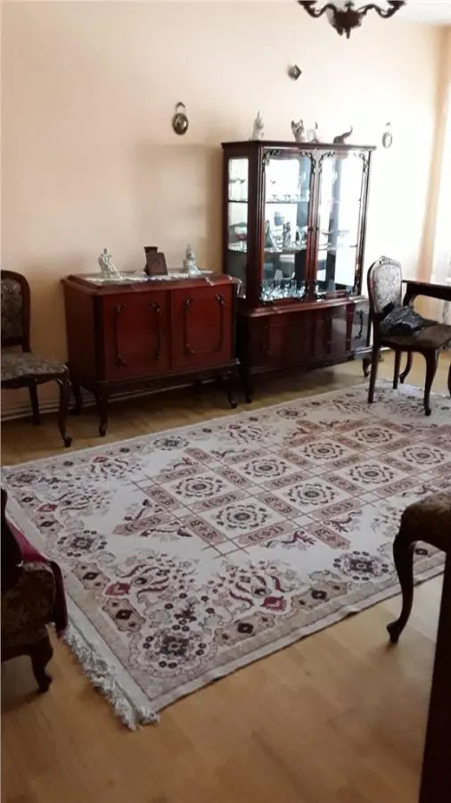 Apt. trei camere de inchiriat, Bacau, zona Republicii- Aeroport - foto 1