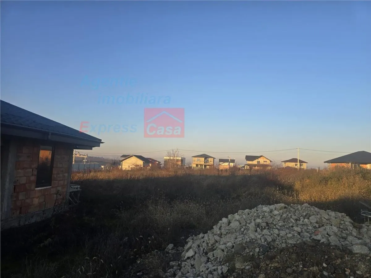 Teren de vanzare in Bucium - foto 3