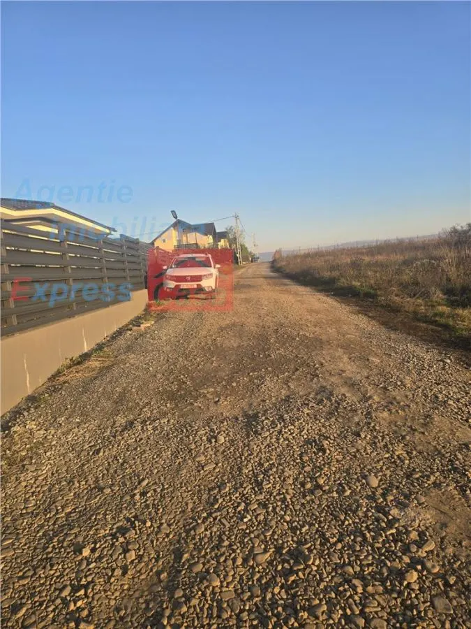 Teren de vanzare in Bucium - foto 4