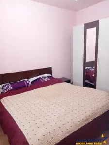 Regim vila, decomandat, cu balcon,beci si loc parcare, Racadau, Brasov - foto 2
