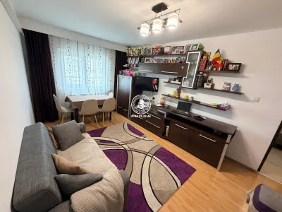 3 camere decomandat Alexandru-Piata - Iasi