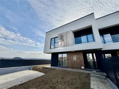 case  vile de vanzare Miroslava - Miroslava