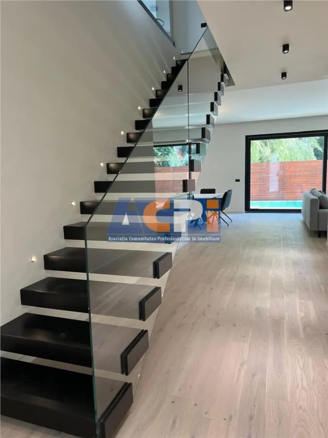 INCHIRIERE VILA DE LUX CU 5 CAMERE SI PISCINA in Zona EROU IANCU NICOLAE BANEASA - foto 3