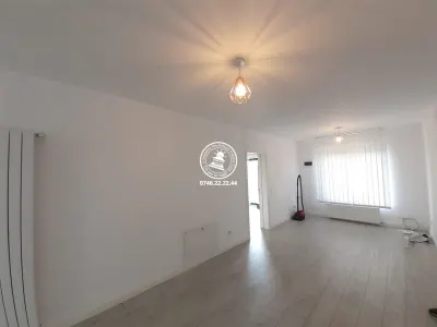 Vila moderna si spatioasa in Letcani - foto 15