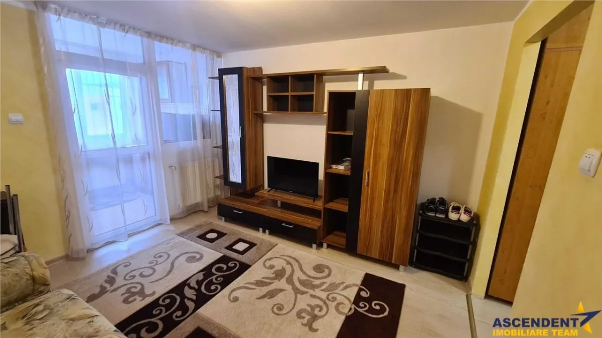 Sacele, Brasov - foto 1