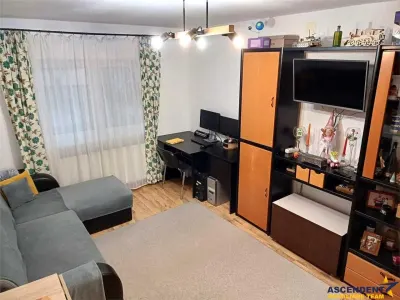 Apartament cu 3 camere, luminos, Astra Brasov - Brasov