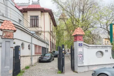 Langa Spitalul de Ochi Inchiriere in regim hotelier o garsoniera ultracentrala 15 mp - foto 15