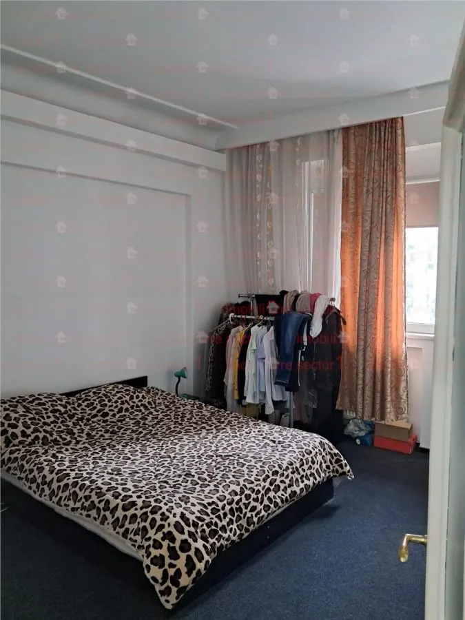 Apartament 4 camere Victoriei Bd. Alexandru Ioan Cuza - Risc 2 seismic - foto 4