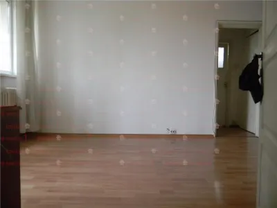 Apartament 2 camere etaj 4 Calea Grivitei Medlife - foto 5