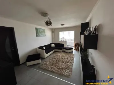 Mobilat si utilat,  loc de parcare + boxa, Tractorul, Brasov - Brasov